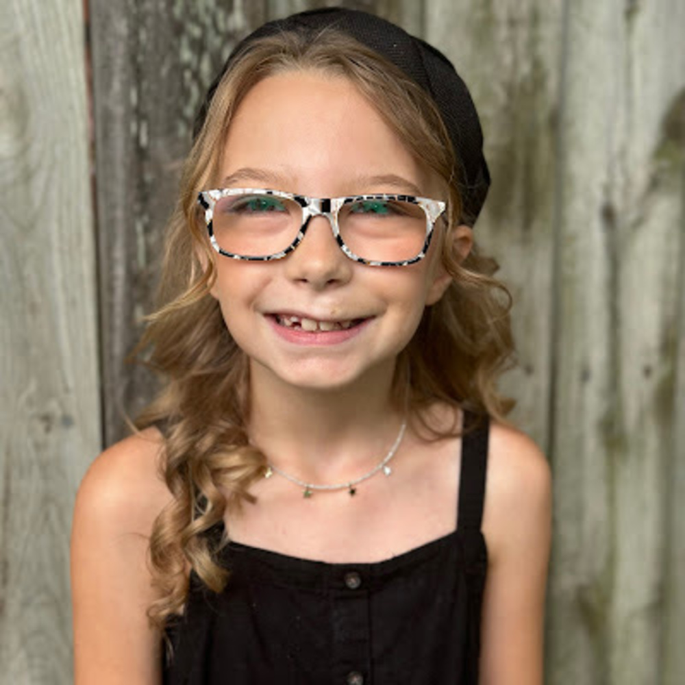 Meet your Posher, Josslyn